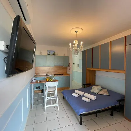 Baia Sole Suite-Con Piscina E Giardino Sanremo