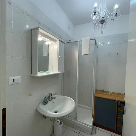 Baia Sole Suite-Con Piscina E Giardino Sanremo